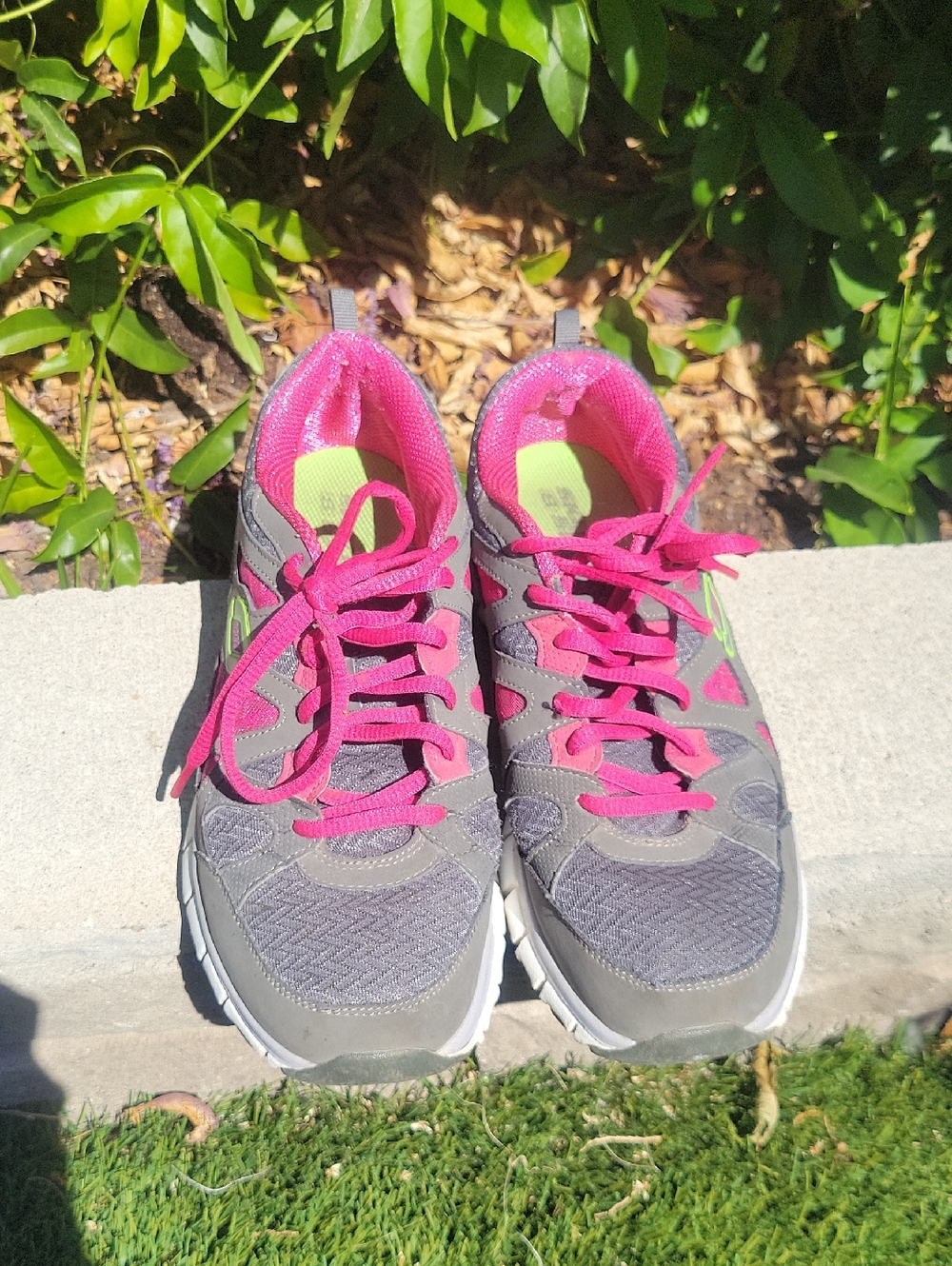 Skechers Flexsole Pink and Gray Women's Sneakers Sz 8